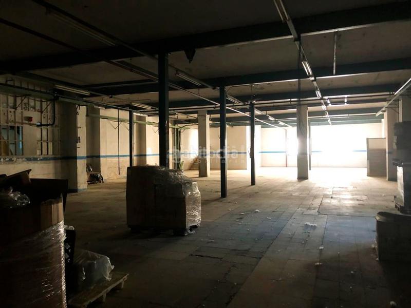 Foto 2ea790e8-1b1e-4bef-a653-e4d368804db5. Bâtiment à usage industriel dans Centre-Zona Alta Alcoi