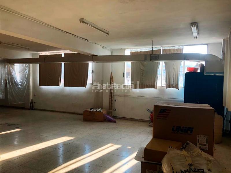 Foto 533a6141-c379-4884-a57a-e02af7e602e5. Industrial building in Centre-Zona Alta Alcoi