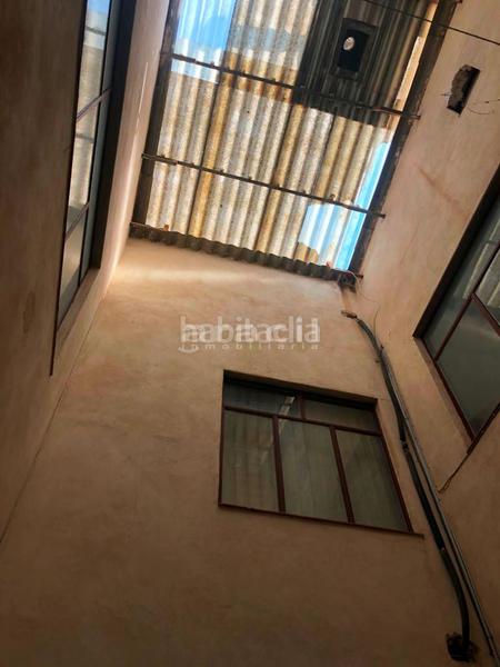 Foto 74df68fc-6747-4b65-b5f9-48a960df85f2. Industrial building in Centre-Zona Alta Alcoi