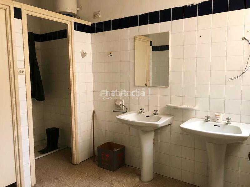 Foto faa1dbde-8b19-4189-9372-1cb44c3ab499. Industrial building in Centre-Zona Alta Alcoi