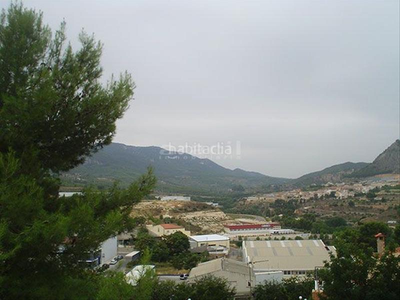 Foto f908567b-a161-419a-8cca-e5a9fb2fab54. Casa con parcheggio in Centre-Zona Alta Alcoi