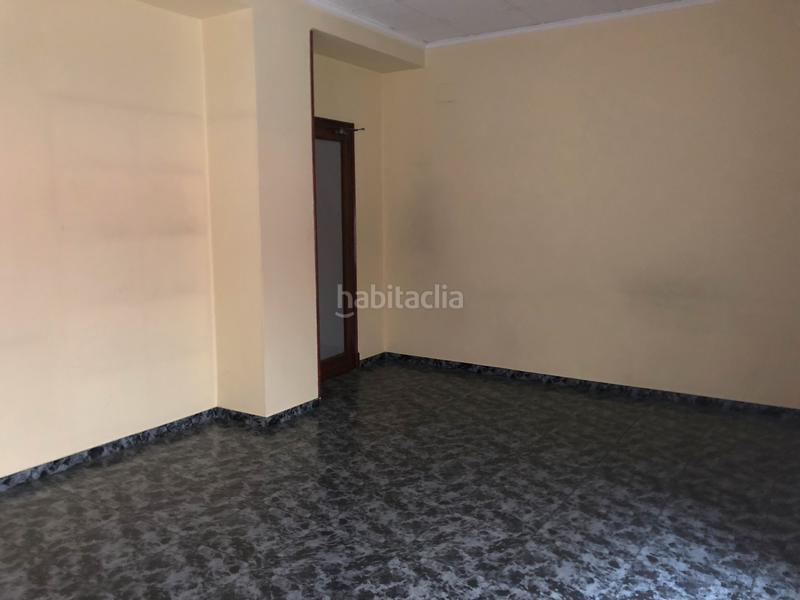 Foto 360bfd31-5a68-47ac-a524-ce1d57b41e30. Pis a Zona Nord Alcoi