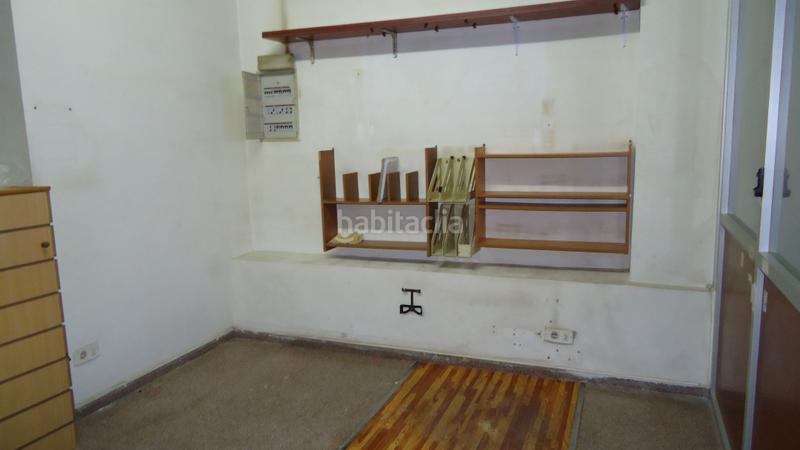 Foto 55a7a562-70c7-4098-8a32-1545bf9650a7. Alquiler local comercial local con bastante amplitud en Alcoi