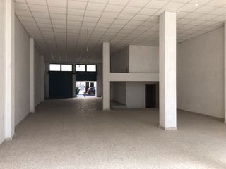 Business premise in Carrer el Camí