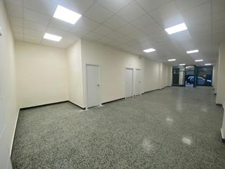 Lloguer Local Comercial  Avenida alameda camilo sesto. Local en la zona mas comercial de alcoy