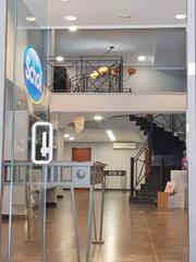 Lloguer Local Comercial  Carrer els alçamora. Local comercial en alquiler en la mejor zona comercial de alcoy