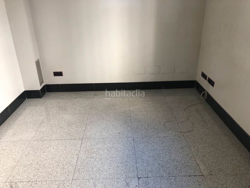Foto 029017b4-1d94-4b76-ba59-685425054704. Lloguer local comercial a Centre-Zona Alta Alcoi