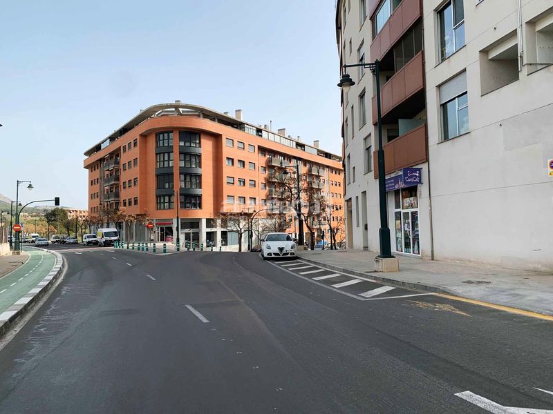 Foto 46687f50-38ad-406b-a9cf-f03998b03bd1. Lloguer local comercial a Zona Nord Alcoi