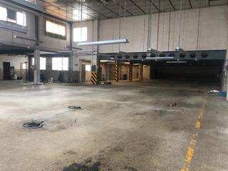 Capannone industriale  N/a. Nave industrial con mucho espacio y carga de camiones en venta e