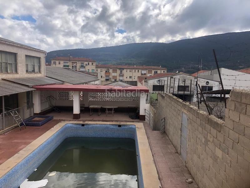 Foto 2ef5f186-c233-4e8c-9d5f-0e79724bf47c. Capannone industriale in Batoi Alcoi