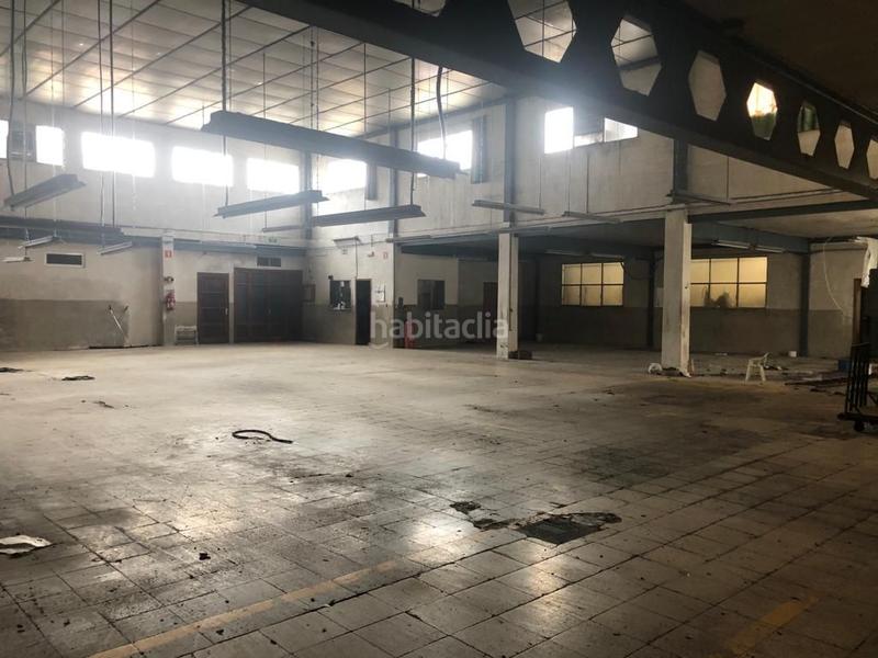 Foto 97932896-7794-4789-acd3-520fa10bfd41. Capannone industriale in Batoi Alcoi