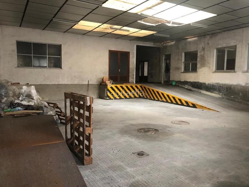 Foto c89b195c-9537-4d75-a301-2b5fb4ee3c09. Capannone industriale in Batoi Alcoi