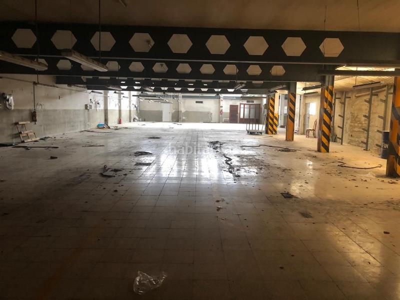 Foto cb2f5265-7db5-43f6-a746-c0ace29d078f. Capannone industriale in Batoi Alcoi