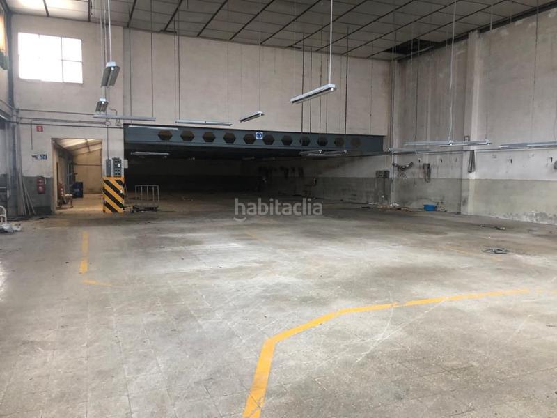 Foto f2521e0f-0342-4b9c-ab98-bc6d358e95c4. Capannone industriale in Batoi Alcoi