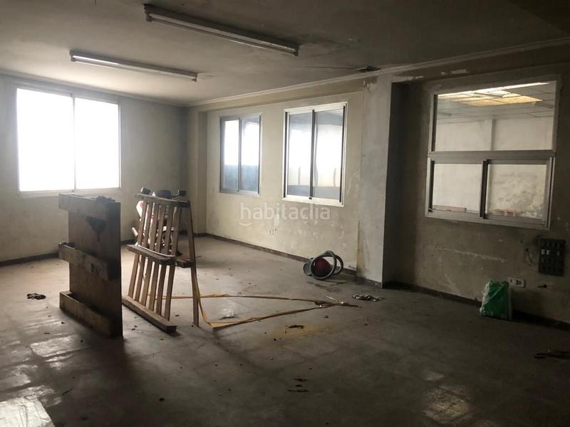 Foto f30ec9eb-f3e0-4f52-9151-c385b0d466fa. Capannone industriale in Batoi Alcoi