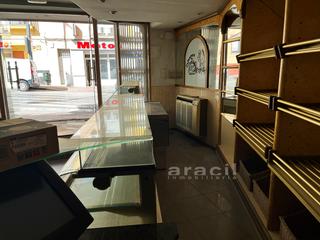 Local Comercial  Carrer el camí del grau. A la venta local en la zona alta