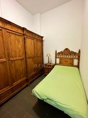 Casa a Eixample. Casa unifamilair luminosa en venta en alcoy