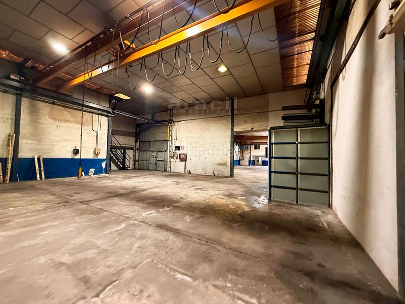 Foto 9fe7bf33-782f-40e9-9339-400172e559ac. Nau industrial a carrer filà verds 25 a Centre-Zona Alta Alcoi