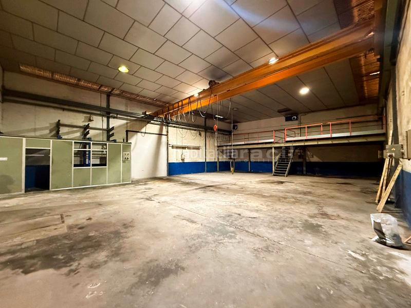 Foto f39af280-38f1-4c65-ac9f-fb149524898c. Nau industrial a carrer filà verds 25 a Centre-Zona Alta Alcoi