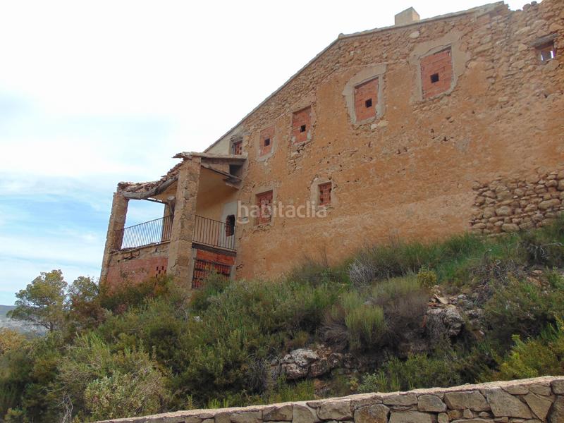 Foto 8cd2ad12-b10d-4365-a482-1648a4d4fdd3. Casale con piscina in Batoi Alcoi