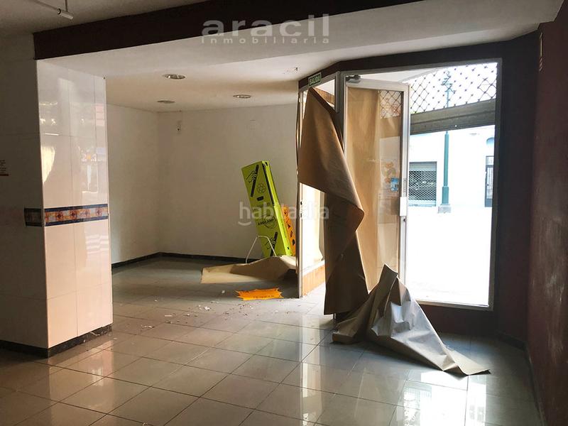 Foto 277b068a-3ce4-431a-97a9-1698fad1294b. Lloguer local comercial a Eixample Alcoi