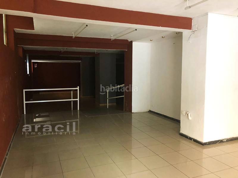 Foto b73a36c4-597d-4399-b8a5-8457b4b98bba. Location local commercial dans Eixample Alcoi