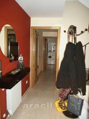 Casa adossada a Carrer de sant lorenç 35. Casa de pueblo en venta con dos plazas de garaje
