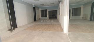 Lloguer Local Comercial a Santa Rosa. Local en alquiler a buen precio en alcoy.