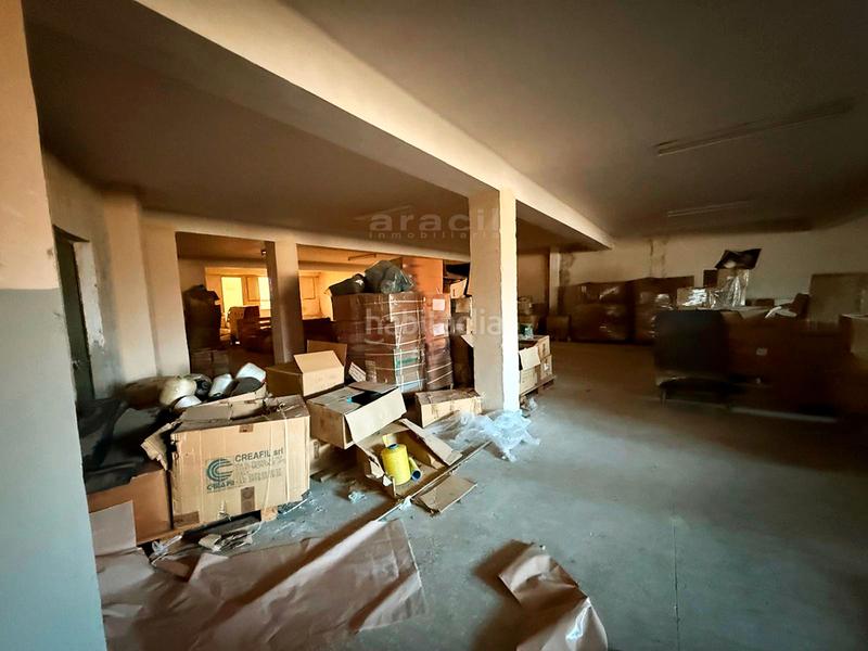 Foto e1873cd7-2af9-449c-b9fc-d68238d3b12e. Nau industrial a carrer montcabrer 71 a Batoi Alcoi