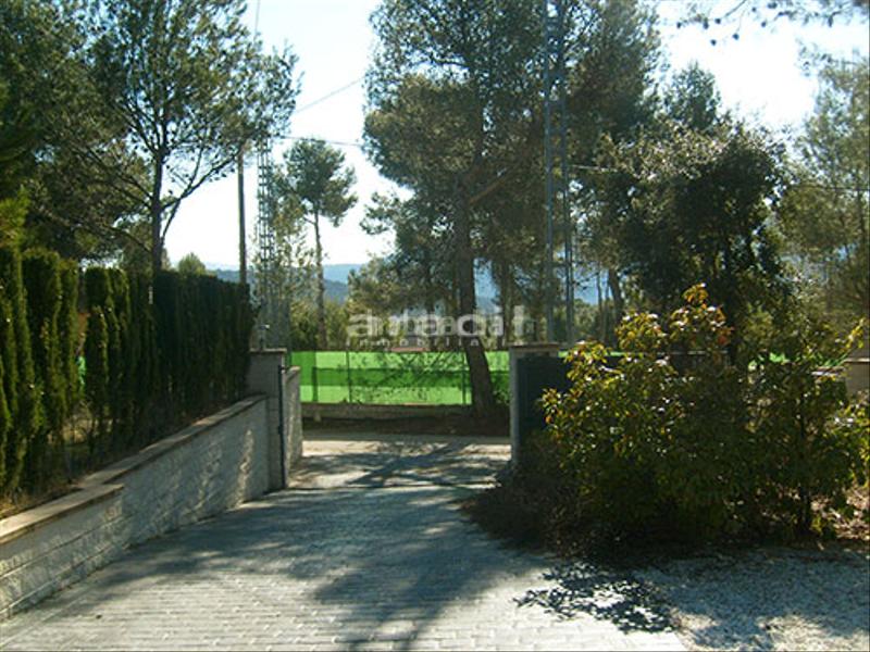 Foto 0c71d424-b956-4cf9-8933-93618e830280. Xalet amb calefacció aparcament piscina a Batoi Alcoi