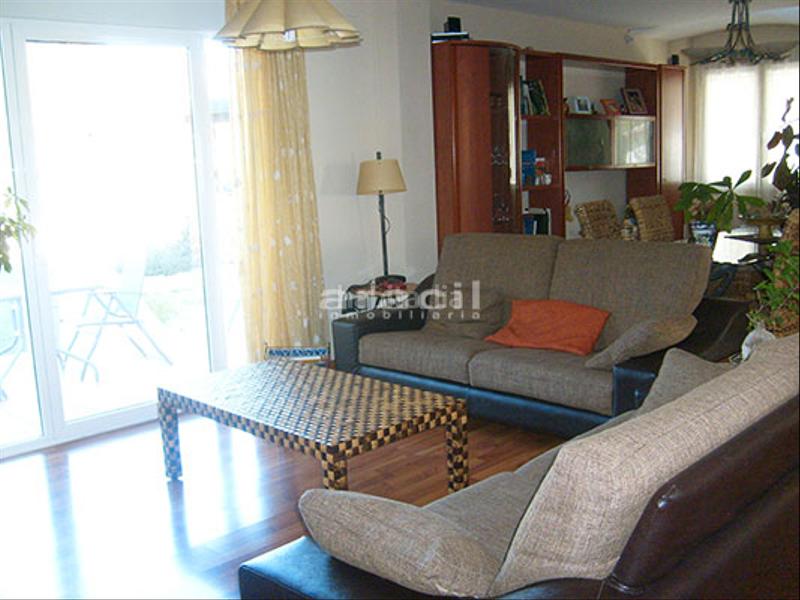 Foto 70a1d439-a9c7-4e66-a0e6-2542bd7f4ee2. Xalet amb calefacció aparcament piscina a Batoi Alcoi