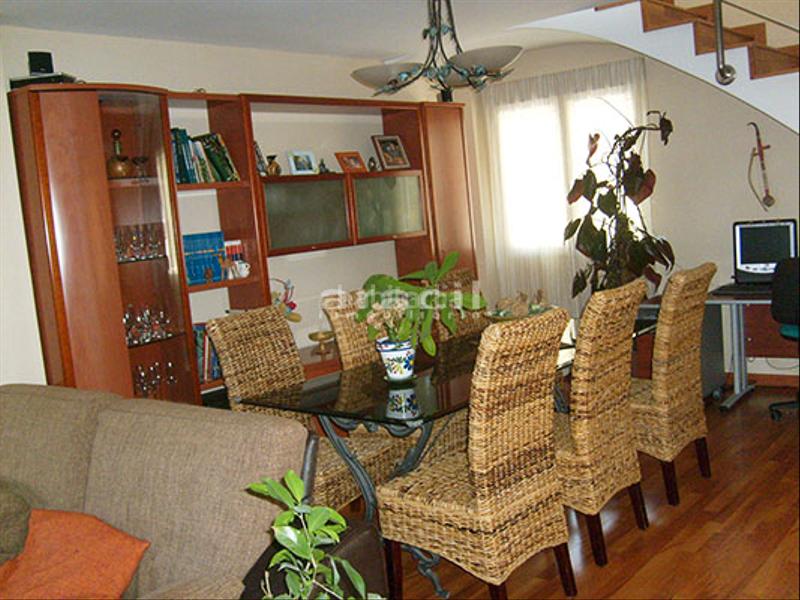 Foto 8bb6f223-bc69-48f9-80c6-7104b6089c3c. Xalet amb calefacció aparcament piscina a Batoi Alcoi