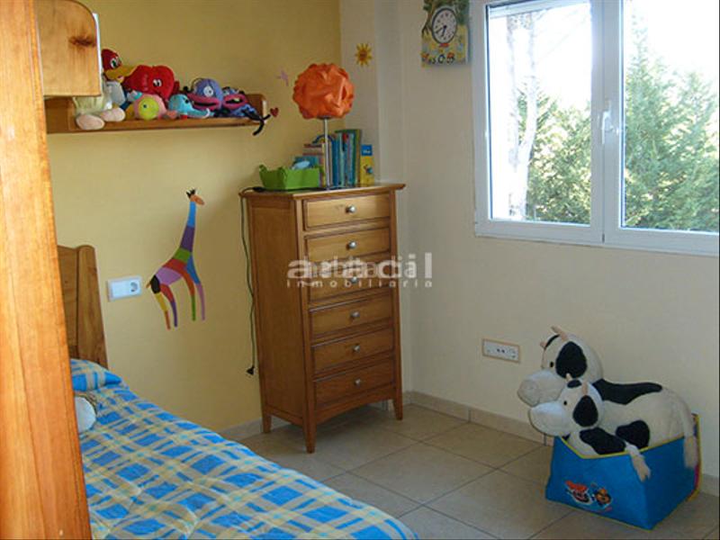 Foto bcc1bb59-48b0-49ce-9d78-2669128b821e. Xalet amb calefacció aparcament piscina a Batoi Alcoi