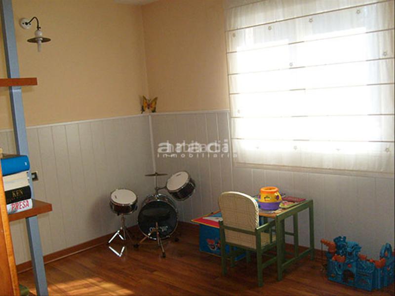 Foto db0a89d8-7343-4e71-bdad-5e29807ee5e4. Xalet amb calefacció aparcament piscina a Batoi Alcoi