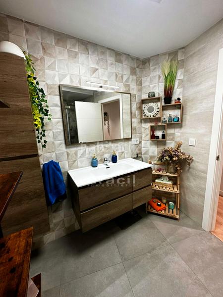 Foto 0bd4c24b-4629-47de-a88b-6c66adcfe173. Pis a carrer reconquesta 22 a Eixample Alcoi