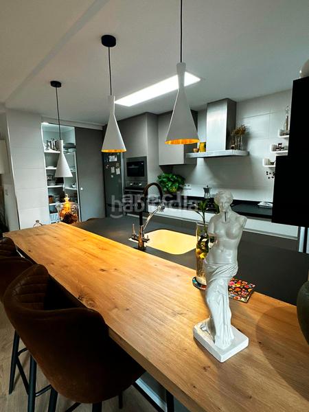 Foto 1cc79b36-fcfa-4fc7-831a-f412058fd71d. Pis a carrer reconquesta 22 a Eixample Alcoi