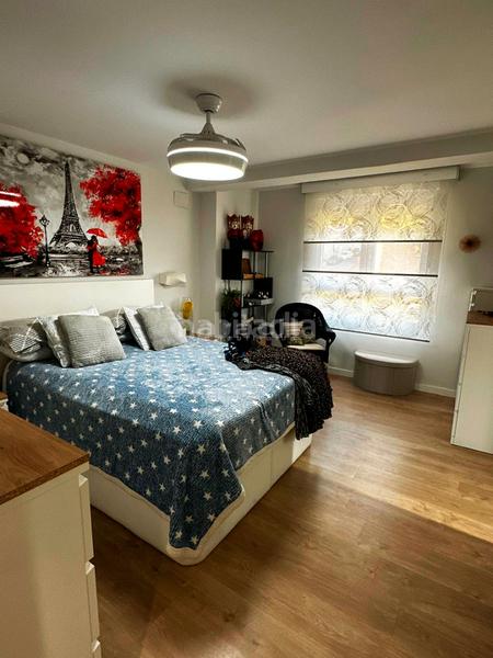 Foto 64bb3fea-98f4-4a82-a02a-1dc346fe6162. Pis a carrer reconquesta 22 a Eixample Alcoi