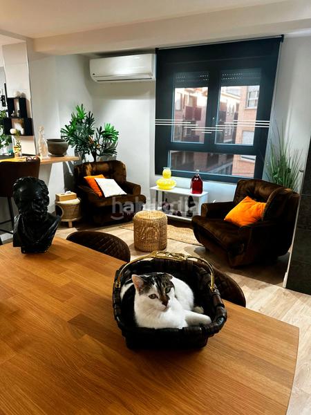 Foto aaa824d3-fad2-4ca4-bfd3-15a31f4161fd. Pis a carrer reconquesta 22 a Eixample Alcoi