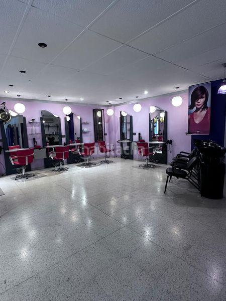Foto c97bc81f-a6b4-443b-8f5f-762e2e39acde. Local comercial a Centre-Zona Alta Alcoi