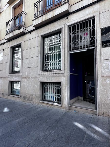 Foto dedf5a2f-2175-4c9d-87b0-5d3f15fb2c2e. Local comercial a Centre-Zona Alta Alcoi