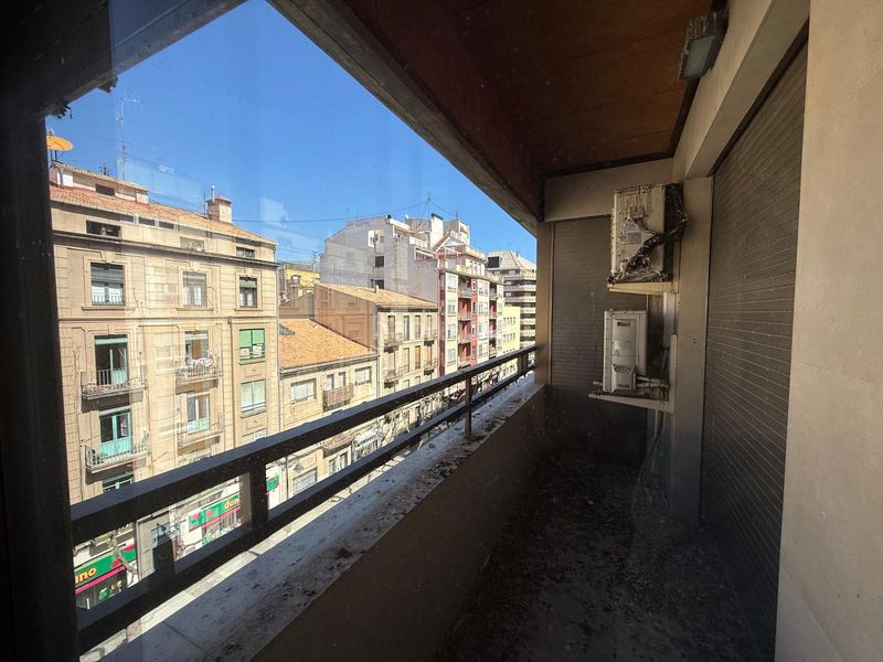 Foto 36104911-777a-4fc2-8037-5d5bbb187f36. Pis amb calefacció aparcament a Eixample Alcoi