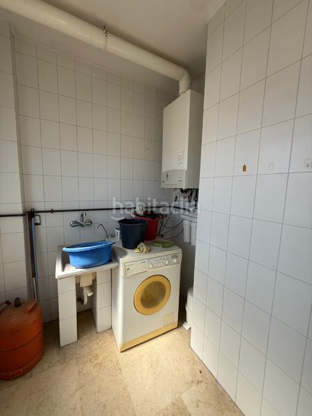 Foto 61ff6c75-a8d9-472f-b8f7-9108c66c4d26. Pis amb calefacció aparcament a Eixample Alcoi