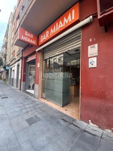 Foto 5f2247c0-2721-4ba4-b911-b32ef3365a4a. Local comercial a Eixample Alcoi