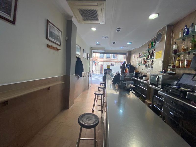 Foto 6b675164-1a59-4670-a14a-b810dad2c5e5. Local comercial a Eixample Alcoi