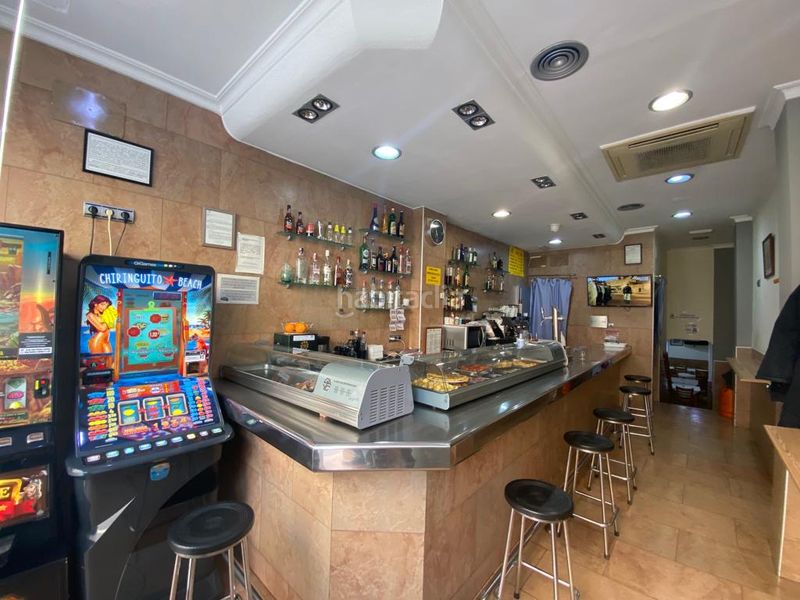 Foto b1333c33-8473-4e99-811b-371902ed4a15. Local comercial a Eixample Alcoi