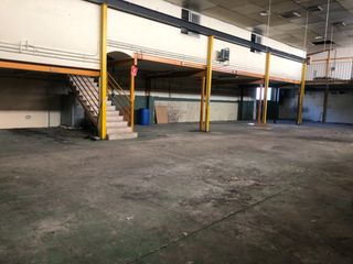 Location Bâtiment à usage industriel à Batoi. Alquiler de nave en calle buixcarró