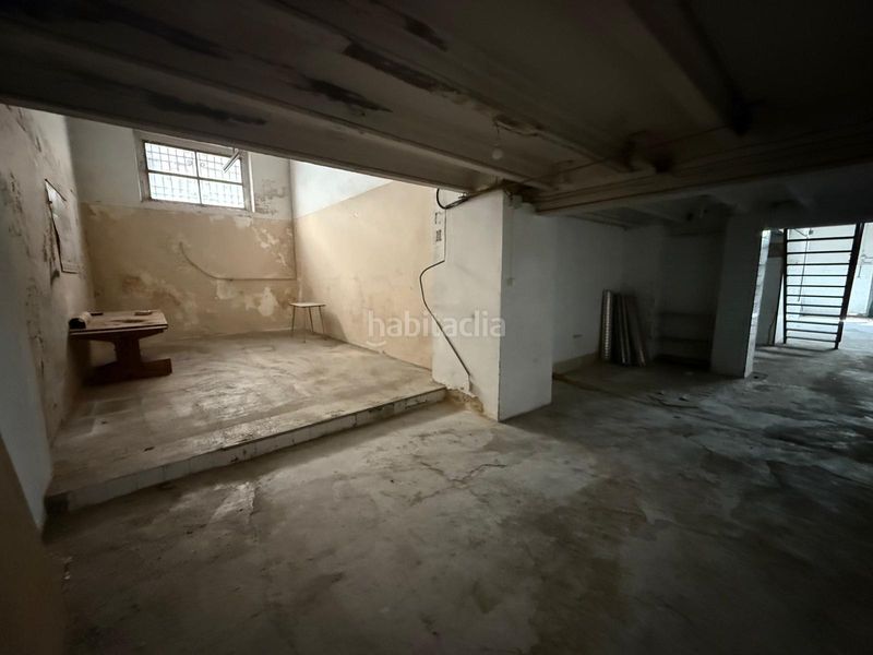 Foto 8b44699f-f5e6-4239-aec6-2b8bd9cd56d8. Local comercial a Eixample Alcoi