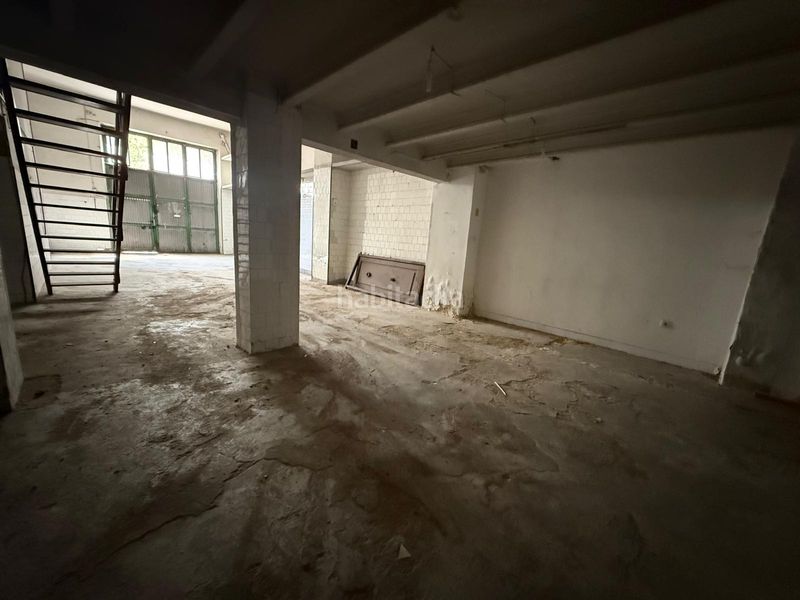 Foto cdfb976d-095b-4b3a-ac41-faa7e3394057. Local comercial a Eixample Alcoi