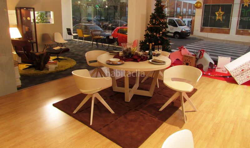 Foto f030ade7-7eeb-4e8f-be8c-cba0585a8bae. Local comercial amb calefacció a Zona Nord Alcoi