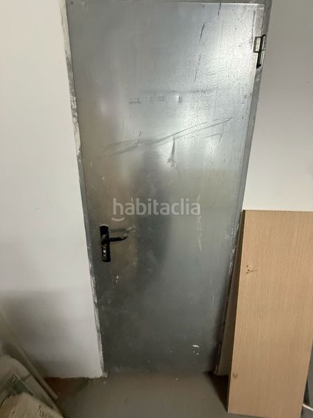 Foto f81c2ee9-8114-4565-94f9-83dedceb9b75. Local comercial amb calefacció a Zona Nord Alcoi